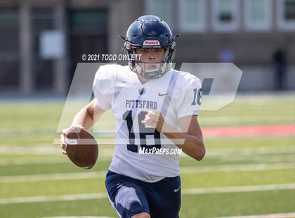 Thumbnail 3 in Pittsford vs. Monroe photogallery.