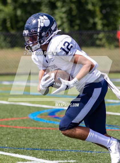 Thumbnail 1 in Pittsford vs. Monroe photogallery.