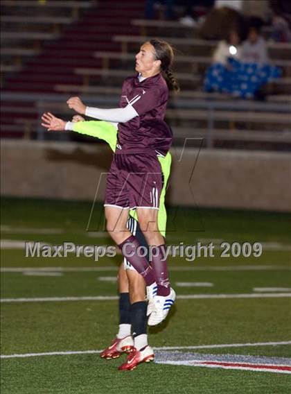 Thumbnail 3 in Golden Valley vs. Jesuit (CIF SJS D1 Final) photogallery.
