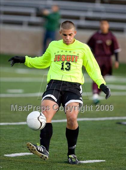 Thumbnail 2 in Golden Valley vs. Jesuit (CIF SJS D1 Final) photogallery.
