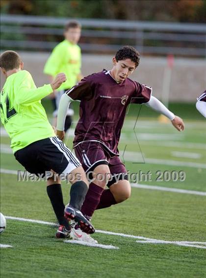 Thumbnail 2 in Golden Valley vs. Jesuit (CIF SJS D1 Final) photogallery.