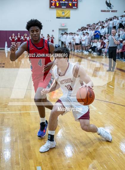 Thumbnail 2 in Bishop Hartley @ Bishop Watterson photogallery.