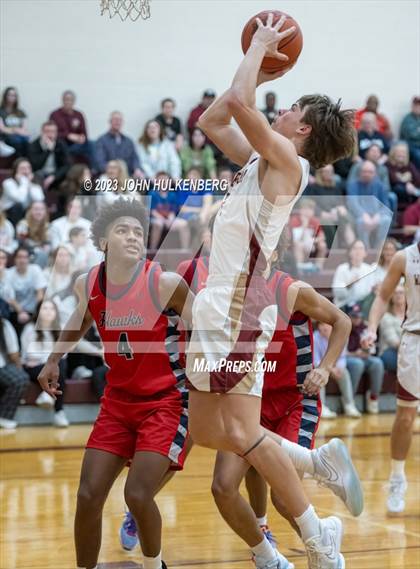Thumbnail 3 in Bishop Hartley @ Bishop Watterson photogallery.