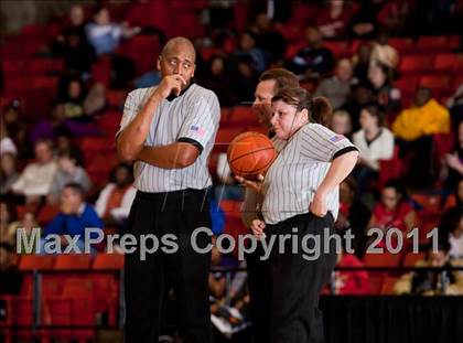 Thumbnail 1 in Midland vs. Duncanville (5A Regional Semifinal Playoffs) photogallery.