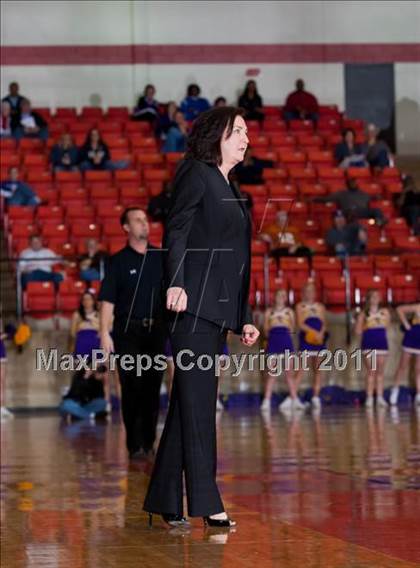 Thumbnail 1 in Midland vs. Duncanville (5A Regional Semifinal Playoffs) photogallery.