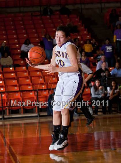 Thumbnail 2 in Midland vs. Duncanville (5A Regional Semifinal Playoffs) photogallery.