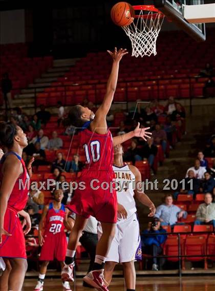 Thumbnail 3 in Midland vs. Duncanville (5A Regional Semifinal Playoffs) photogallery.