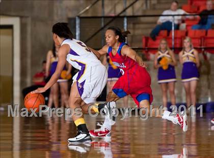 Thumbnail 3 in Midland vs. Duncanville (5A Regional Semifinal Playoffs) photogallery.