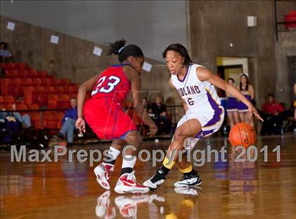 Thumbnail 2 in Midland vs. Duncanville (5A Regional Semifinal Playoffs) photogallery.