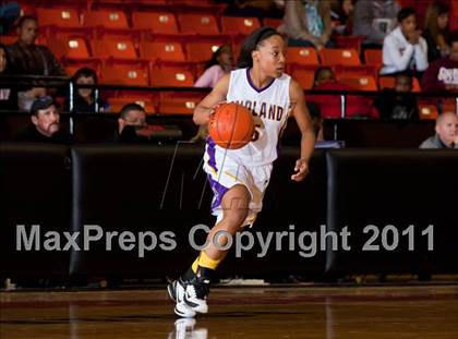 Thumbnail 1 in Midland vs. Duncanville (5A Regional Semifinal Playoffs) photogallery.