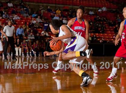 Thumbnail 1 in Midland vs. Duncanville (5A Regional Semifinal Playoffs) photogallery.
