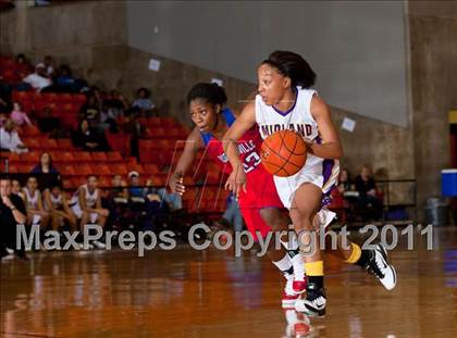 Thumbnail 3 in Midland vs. Duncanville (5A Regional Semifinal Playoffs) photogallery.