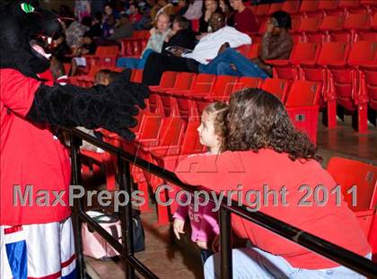 Thumbnail 2 in Midland vs. Duncanville (5A Regional Semifinal Playoffs) photogallery.