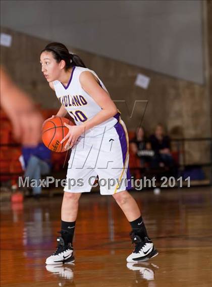 Thumbnail 2 in Midland vs. Duncanville (5A Regional Semifinal Playoffs) photogallery.