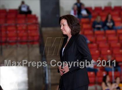 Thumbnail 1 in Midland vs. Duncanville (5A Regional Semifinal Playoffs) photogallery.