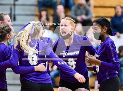 Thumbnail 2 in Foothills Christian vs Santana (CIF SDS D4 Final) photogallery.