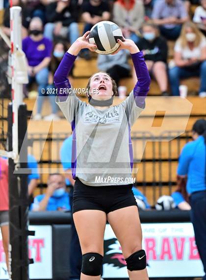 Thumbnail 2 in Foothills Christian vs Santana (CIF SDS D4 Final) photogallery.