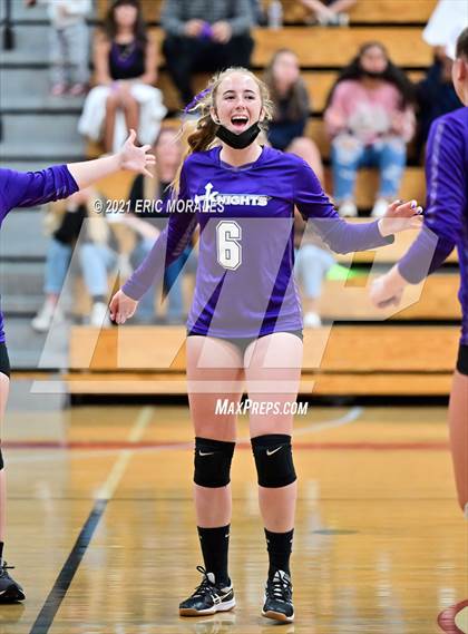 Thumbnail 3 in Foothills Christian vs Santana (CIF SDS D4 Final) photogallery.