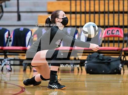 Thumbnail 3 in Foothills Christian vs Santana (CIF SDS D4 Final) photogallery.