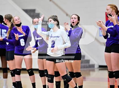Thumbnail 3 in Foothills Christian vs Santana (CIF SDS D4 Final) photogallery.