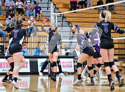Thumbnail 3 in Foothills Christian vs Santana (CIF SDS D4 Final) photogallery.