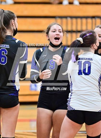 Thumbnail 2 in Foothills Christian vs Santana (CIF SDS D4 Final) photogallery.