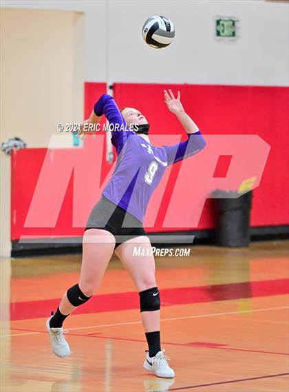 Thumbnail 1 in Foothills Christian vs Santana (CIF SDS D4 Final) photogallery.
