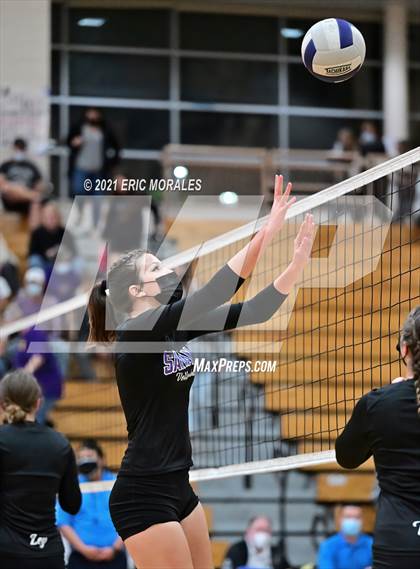 Thumbnail 3 in Foothills Christian vs Santana (CIF SDS D4 Final) photogallery.