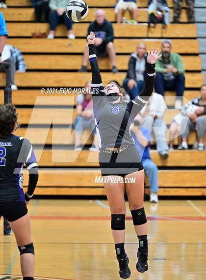 Thumbnail 3 in Foothills Christian vs Santana (CIF SDS D4 Final) photogallery.