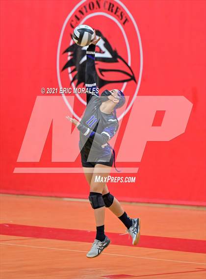 Thumbnail 2 in Foothills Christian vs Santana (CIF SDS D4 Final) photogallery.