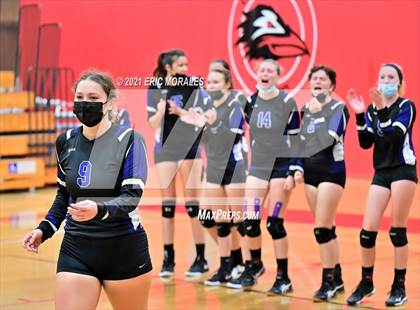 Thumbnail 1 in Foothills Christian vs Santana (CIF SDS D4 Final) photogallery.