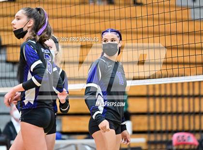 Thumbnail 3 in Foothills Christian vs Santana (CIF SDS D4 Final) photogallery.