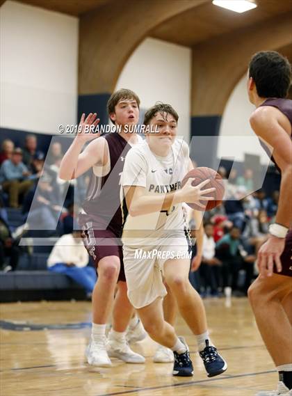 Thumbnail 3 in Jemison vs. Thorsby (Chilton County Tournament) photogallery.