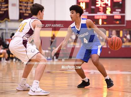 Thumbnail 1 in JV: Revere @ Walsh Jesuit photogallery.