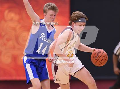 Thumbnail 3 in JV: Revere @ Walsh Jesuit photogallery.