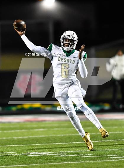 Thumbnail 1 in DeSoto @ Cedar Hill photogallery.