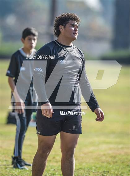 Thumbnail 1 in Loyola VS Servite photogallery.