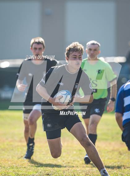Thumbnail 2 in Loyola VS Servite photogallery.