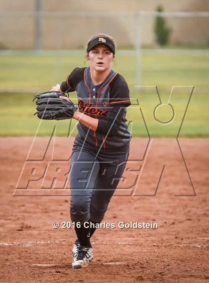 Thumbnail 1 in Agoura vs. Huntington Beach photogallery.