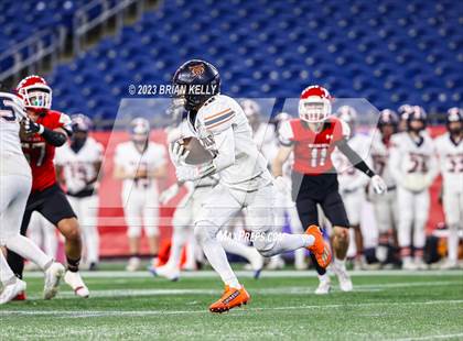 Thumbnail 3 in Milton vs Walpole (MIAA Division 3 Final) photogallery.