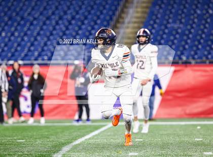Thumbnail 2 in Milton vs Walpole (MIAA Division 3 Final) photogallery.