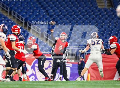 Thumbnail 3 in Milton vs Walpole (MIAA Division 3 Final) photogallery.