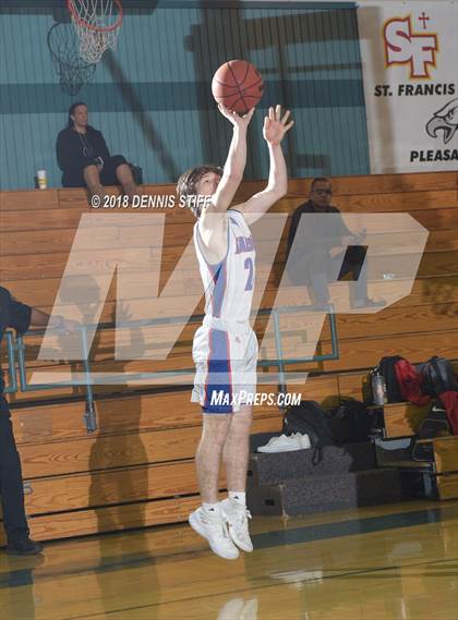 Thumbnail 2 in Christian Brothers vs. Pleasant Grove (Adidas Challenge) photogallery.
