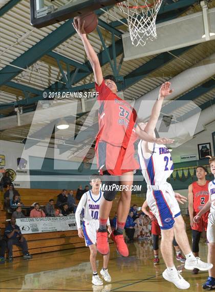 Thumbnail 3 in Christian Brothers vs. Pleasant Grove (Adidas Challenge) photogallery.