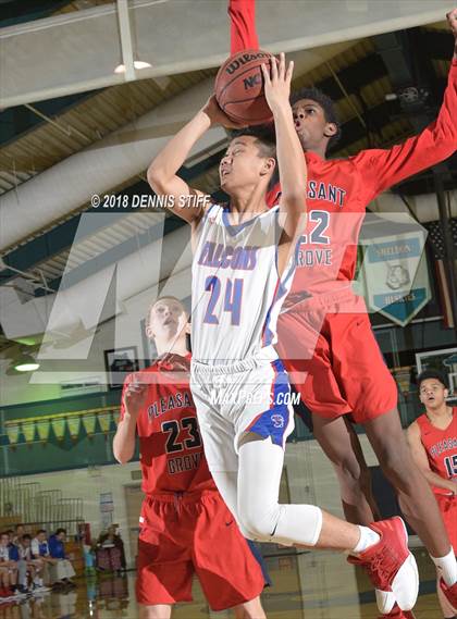 Thumbnail 3 in Christian Brothers vs. Pleasant Grove (Adidas Challenge) photogallery.