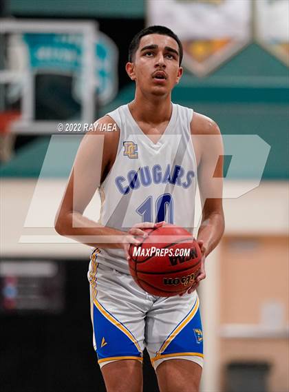 Thumbnail 3 in Shadow Hills vs. Del Campo (Simply Basketball Showcase) photogallery.
