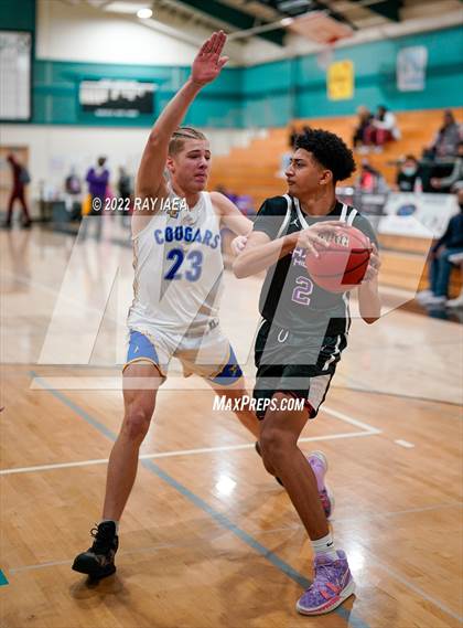 Thumbnail 3 in Shadow Hills vs. Del Campo (Simply Basketball Showcase) photogallery.