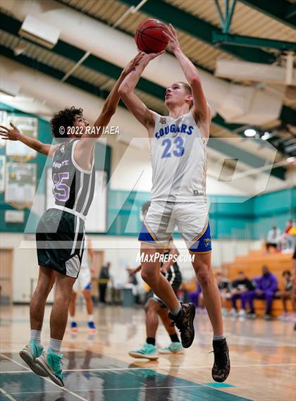 Thumbnail 3 in Shadow Hills vs. Del Campo (Simply Basketball Showcase) photogallery.