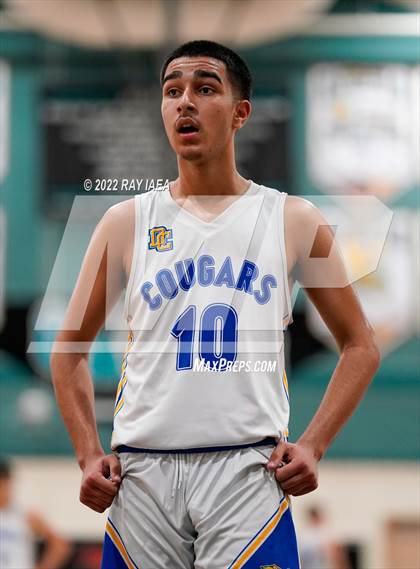 Thumbnail 2 in Shadow Hills vs. Del Campo (Simply Basketball Showcase) photogallery.