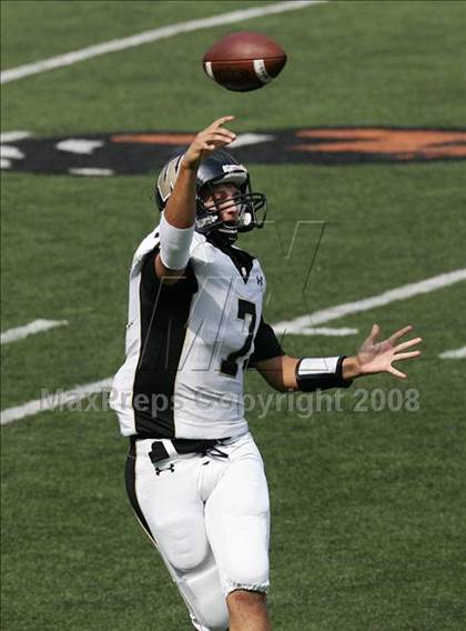 Thumbnail 2 in Middletown vs. Warren Central (Kirk Herbstreit Varsity Football Series) photogallery.